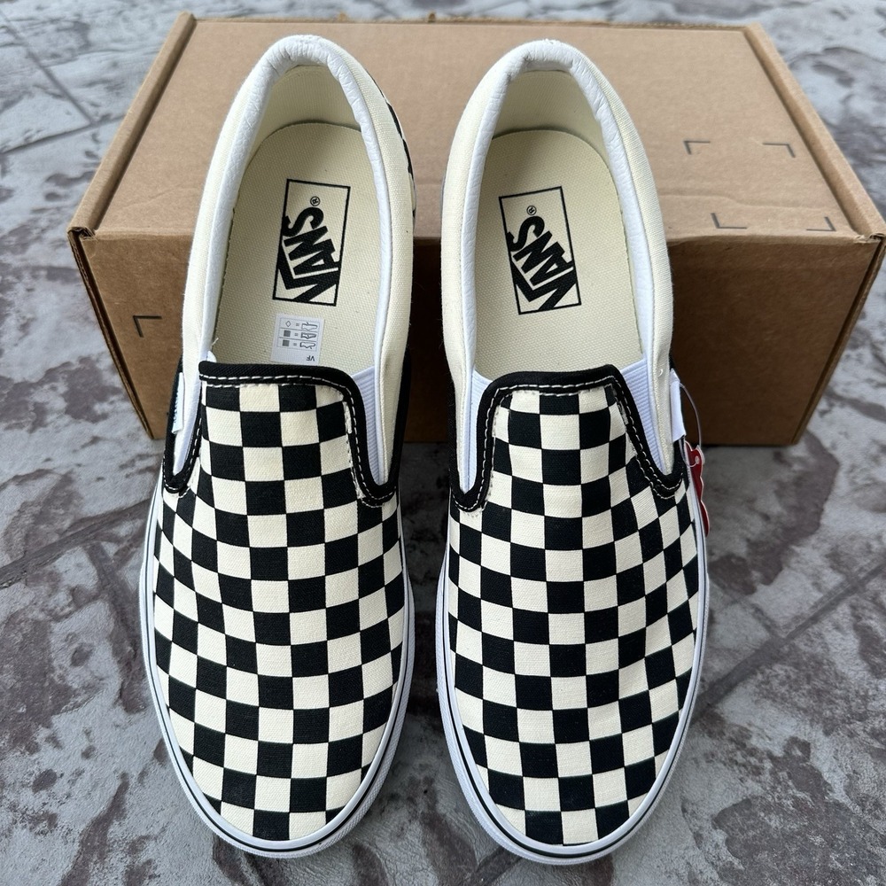 NEW Vans Checkerboard Skate Shoes Slip On Black White Men's 9 or Women 10.5 - Picture 2 of 5